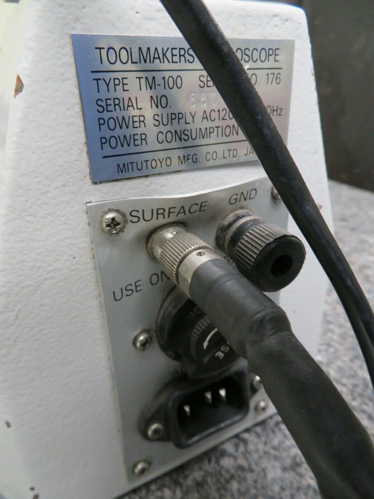 Mitutoyo TM 100 X Y Toolmakers Microscope 30x W Mitutoyo Digital 