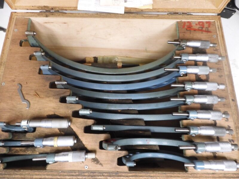 Mitutoyo - model 103 - 0-12" - English Outside Micrometer Set - PW77 - Image 3