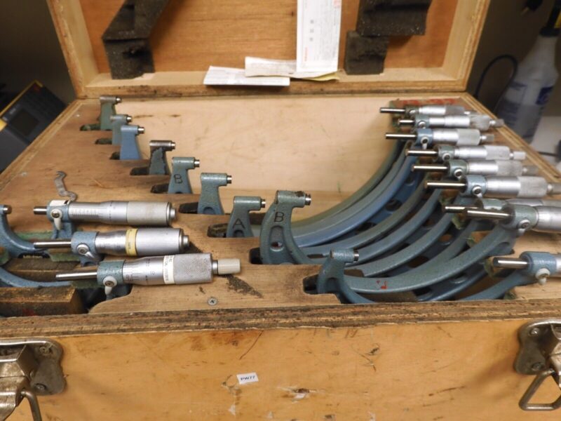 Mitutoyo - model 103 - 0-12" - English Outside Micrometer Set - PW77 - Image 4