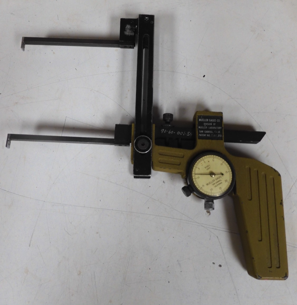 Mueller Gage - mdl 1915 - 1.030-7.125"/.0005" Groove Diameter Gage - QL8