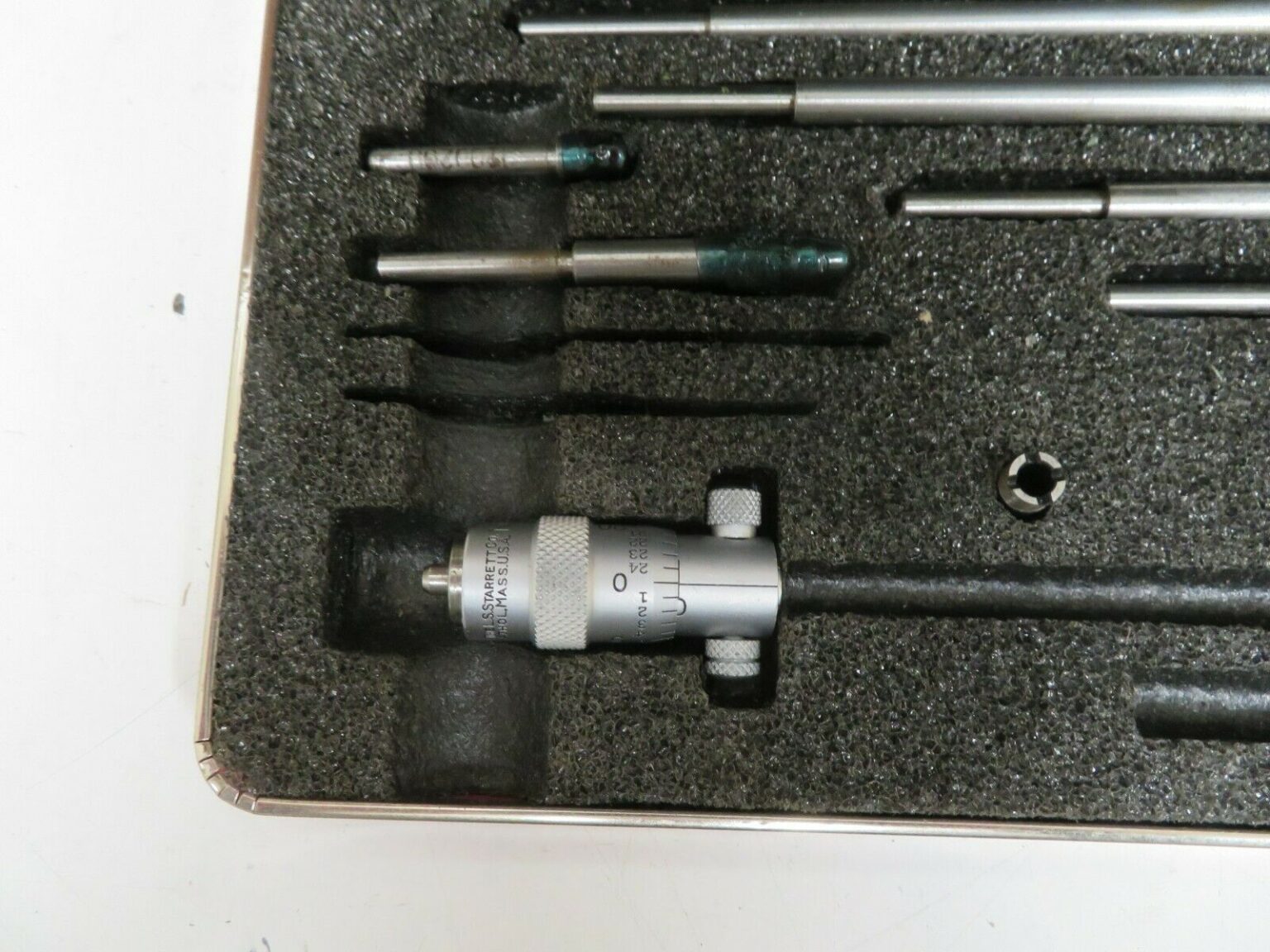 Starrett Inside Micrometer Set w/ case missing one rod OF10 Bullseye Calibration