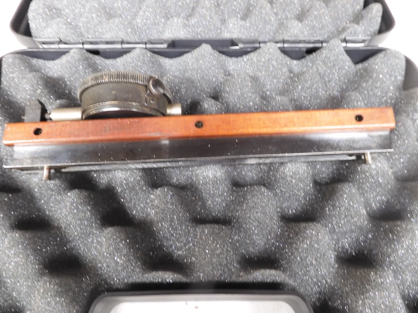 Federal Gage - Model 36P - Shallow Diameter Gage 1-8"/.0001" - QK52 - Image 4