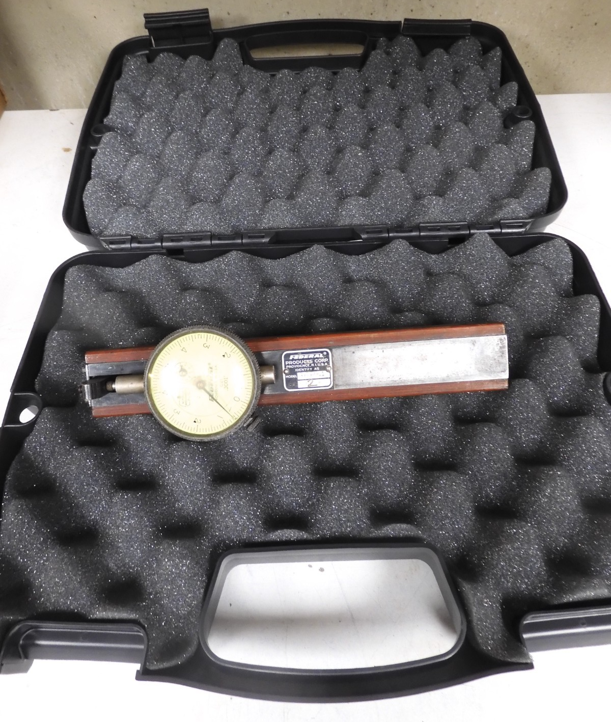 Federal Gage - Model 36P - Shallow Diameter Gage 1-8"/.0001" - QK52