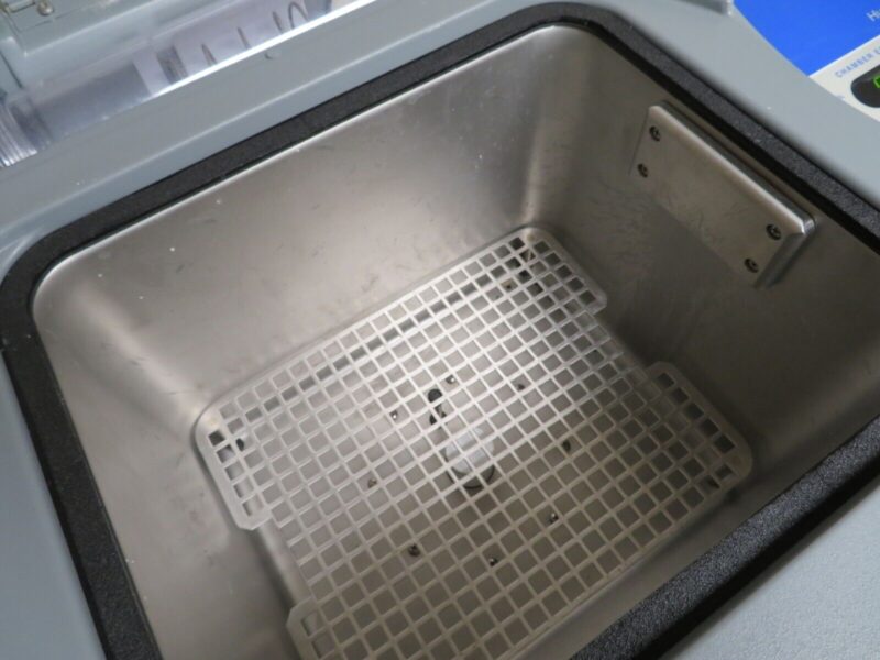 GE Sensing General Eastern Humilab Humidity Calibration Standard - Image 6