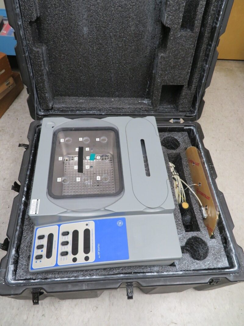 GE Sensing General Eastern Humilab Humidity Calibration Standard - Image 10