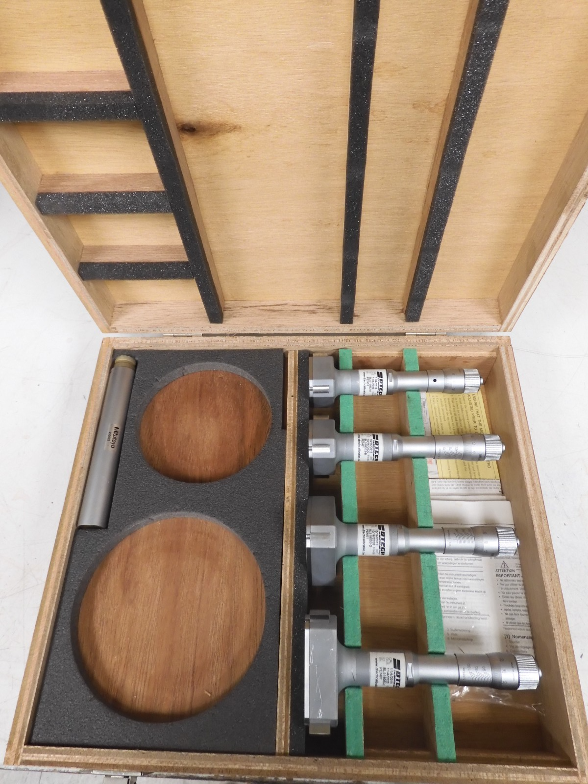 Mitutoyo - 368-993 - 3-Point Inside Micrometer Holtest 50-100mm/0.005mm - QF72