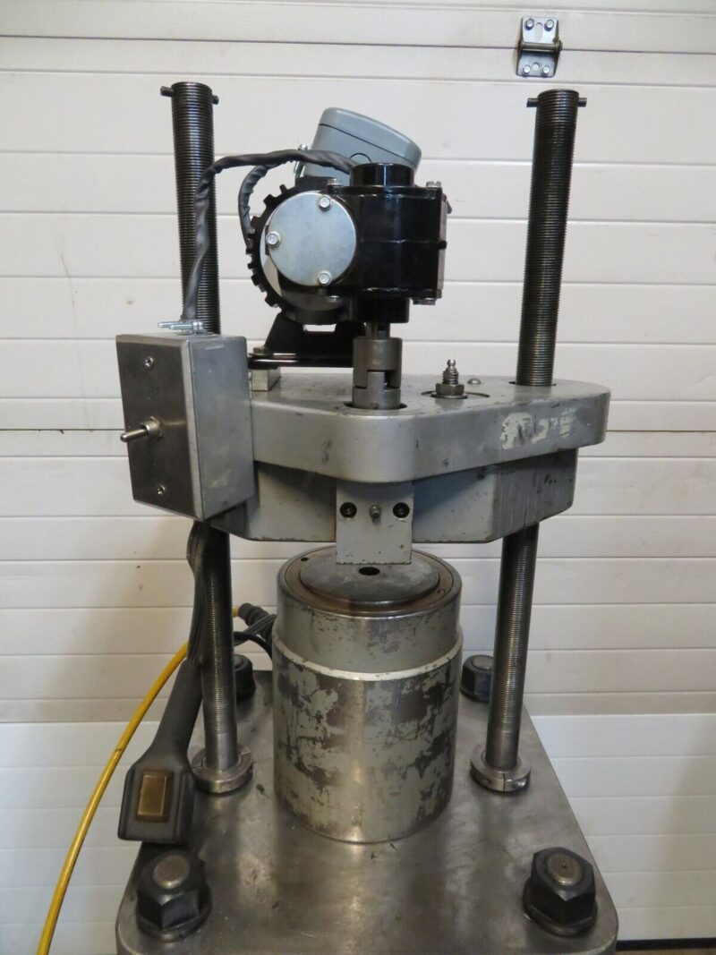 Morehouse UCM-100 Universal Force Calibration Machine 100K ASTM E74, Enerpac - Image 3