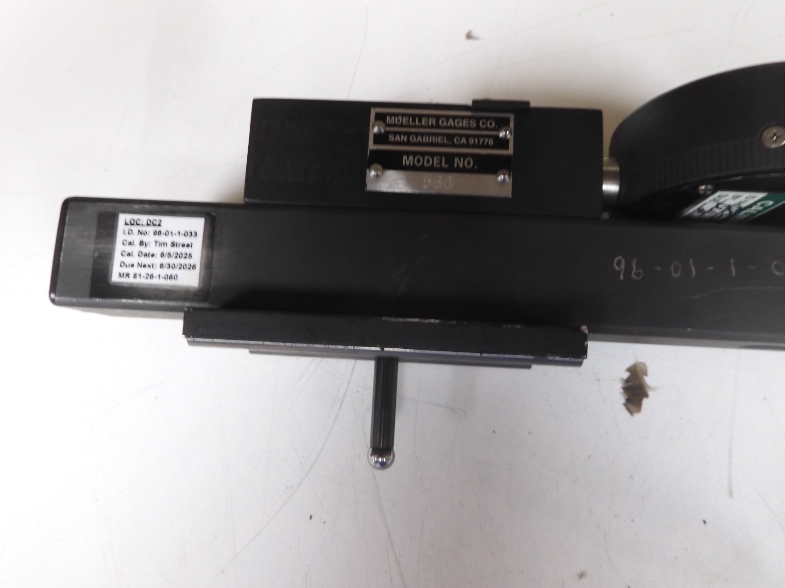 Mueller Gages - model 560 - 4.5-12"/.0005" Shallow Diameter Gages w/ case - QG59 - Image 4