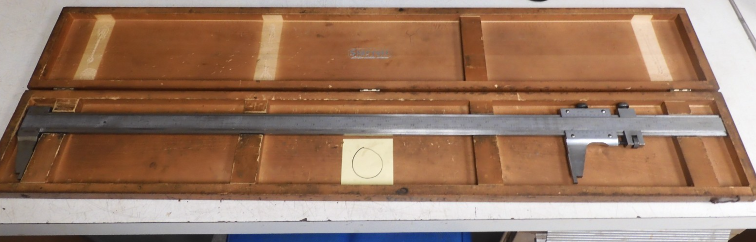 Starrett - model 123 - Master Vernier Caliper w/ case - 0-38"/.001" - QB82