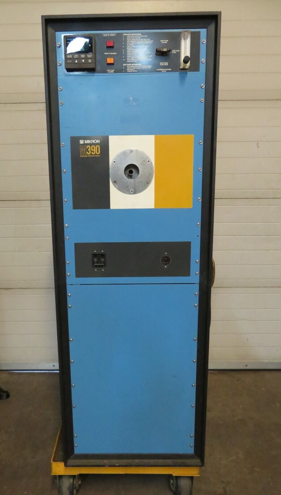 Advanced Energy Mikron M390 Ultra-fast Blackbody Calibration Sources 300 - 3000C