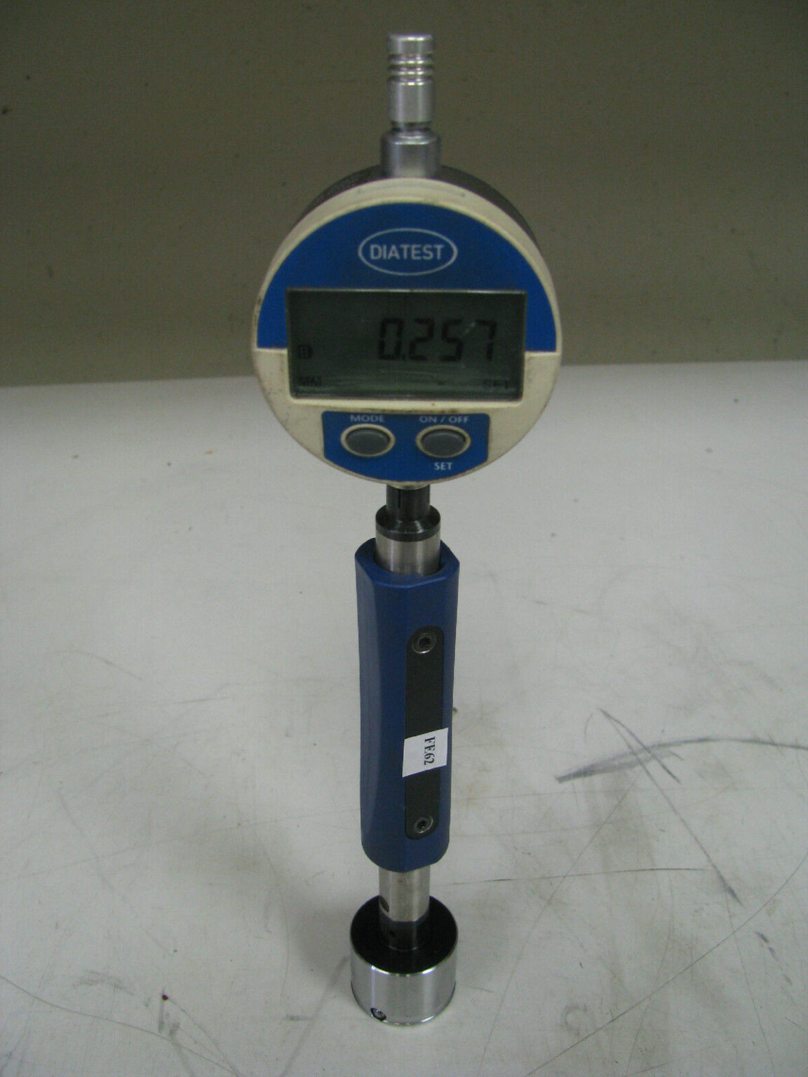 Diatest Fixed Bore Gage — 33.3 MB +0.6 — w/ Digital Indicator FE62