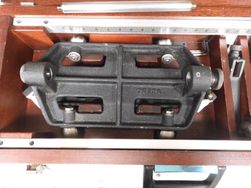 Farrell Corporation - model TH120 - Roll Measurement System in case - PS70 - Image 4