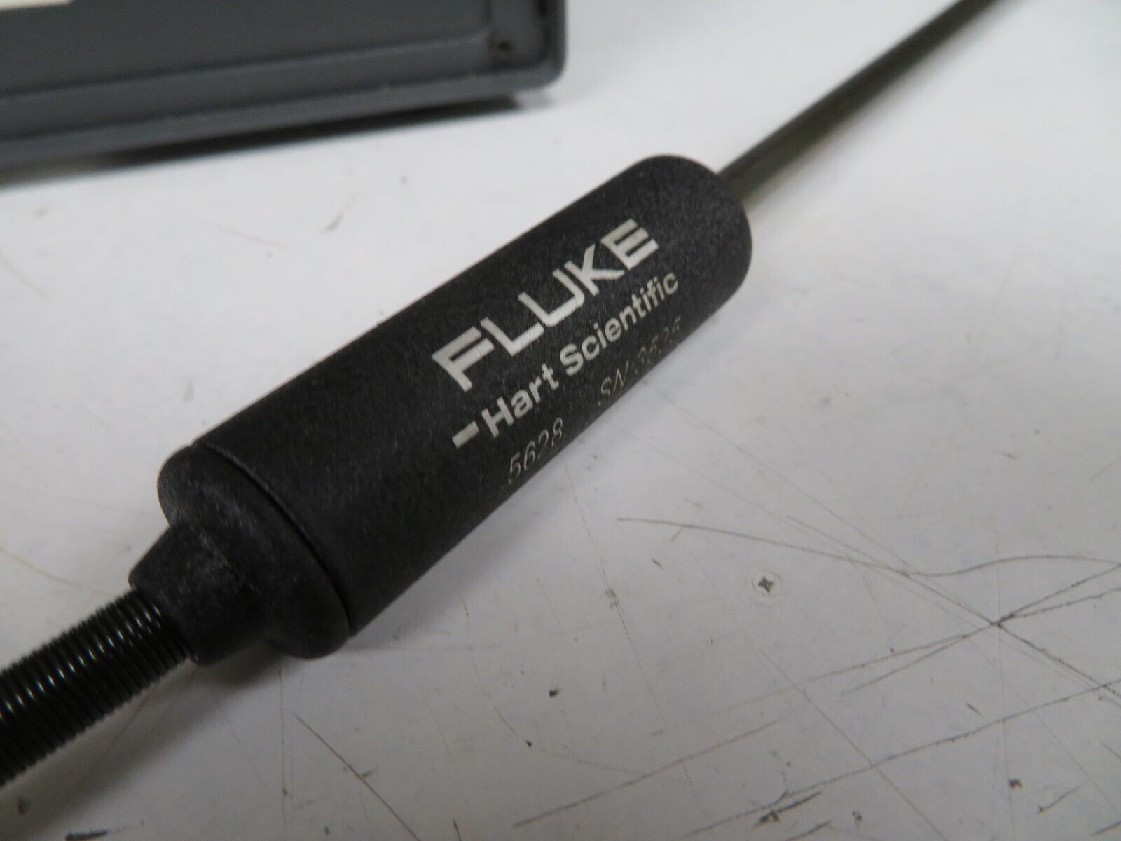 Fluke 1529R CHUBE4 Reference Thermometer Readout 4 Channel w 5628