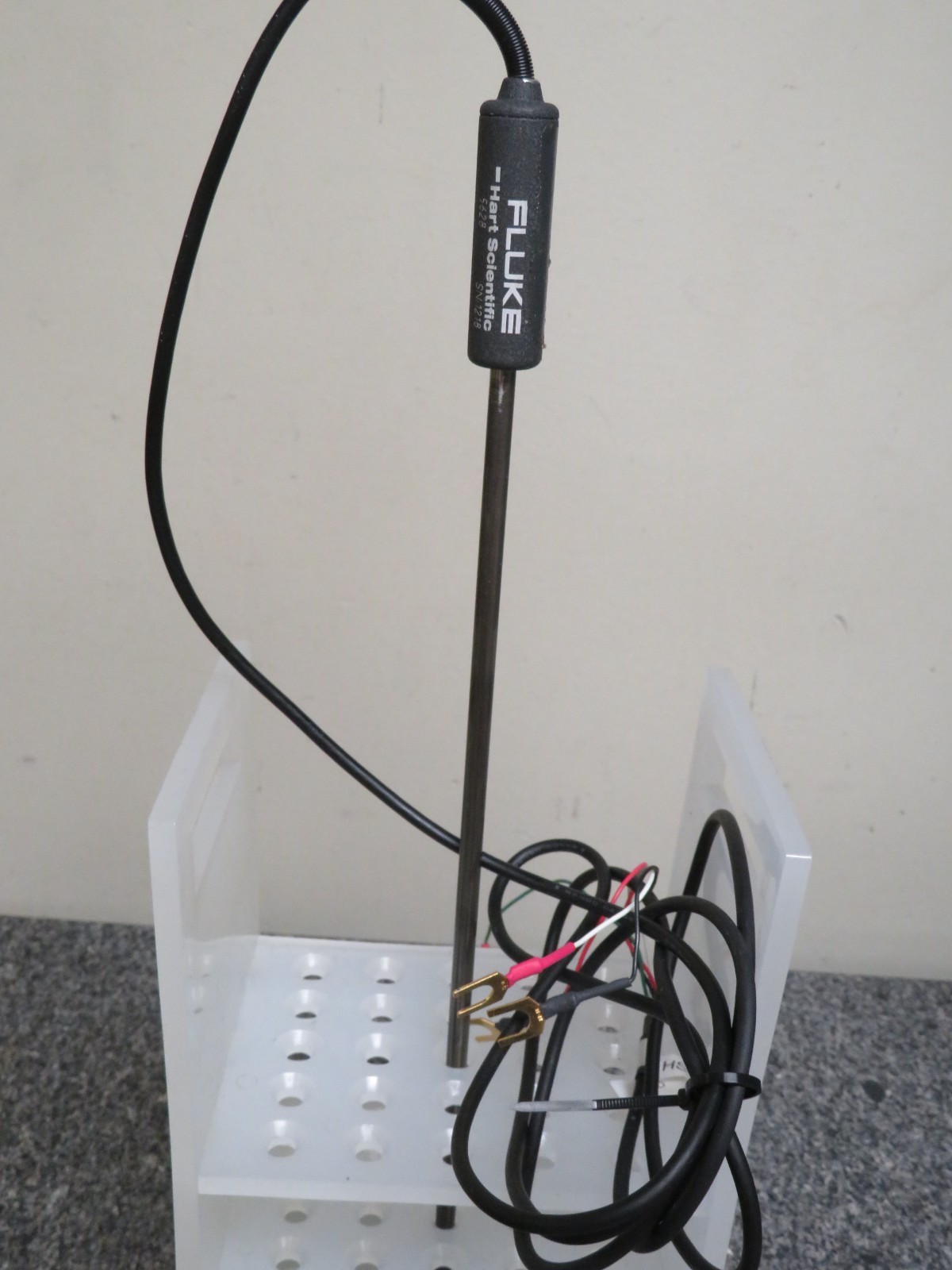 Fluke Hart Scientific 5628 PRT –200 °C to 661 °C 0.25 x 12" QE45