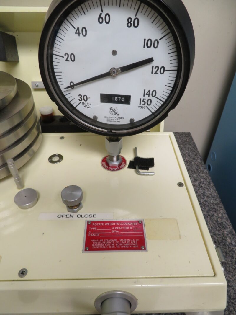 GE Pressurements M2200/3 10 - 10000 PSI Pressure Precision Deadweight Tester - Image 4