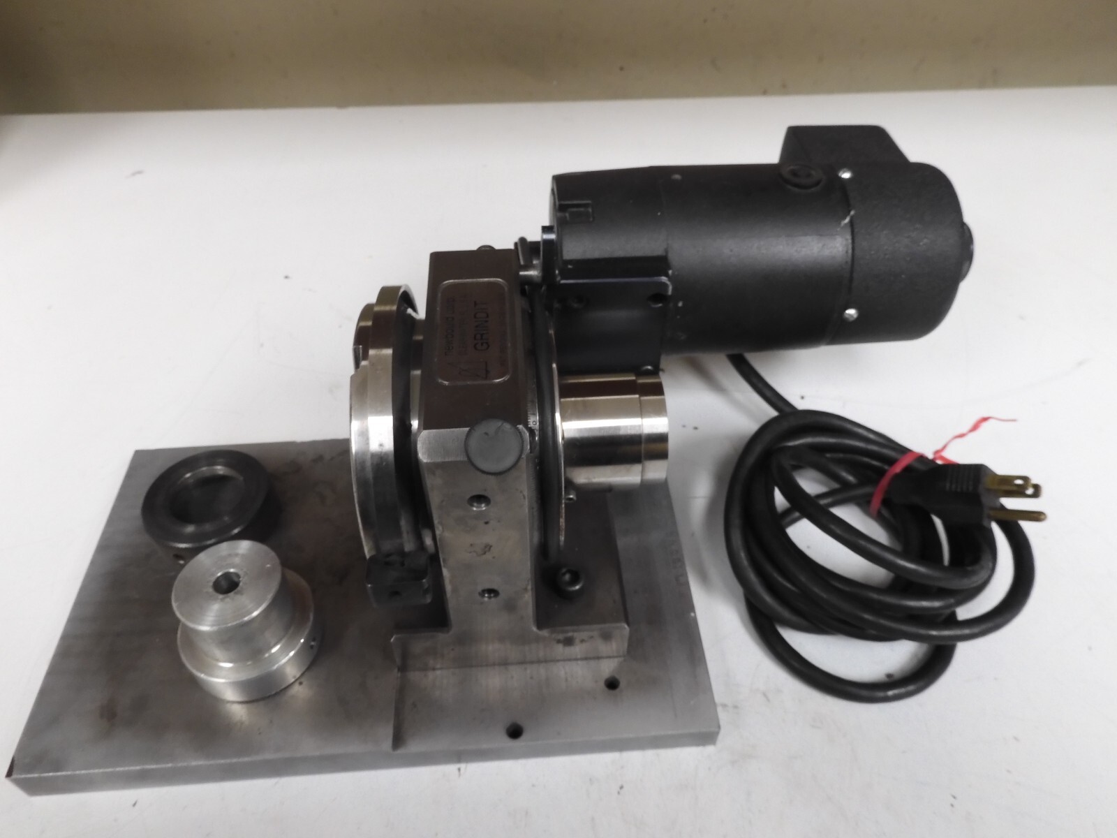 Hermann Schmidt/Imperial Newbould Grind-It w/ Baldor Motor - PD47