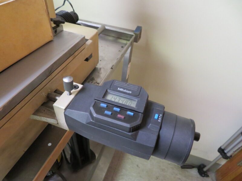 Mitutoyo 176-932A Toolmakers Microscope 30 or 100x Mitutoyo 2x Micrometer Heads - Image 5