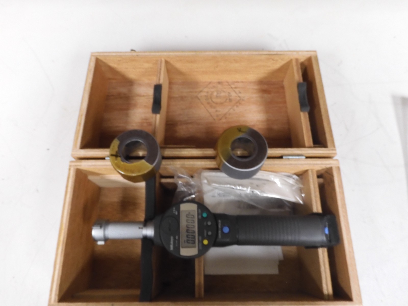 Mitutoyo Absolute Borematic Digital Bore Gages 1" - 1.2"/.00005" - QD71
