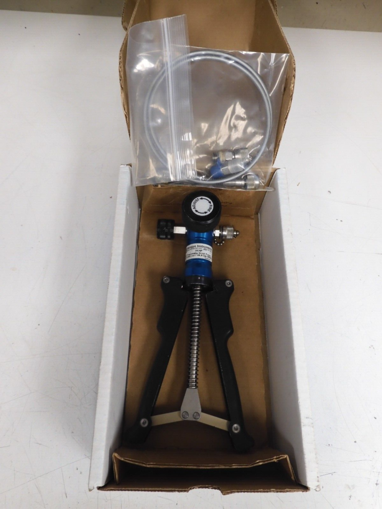 Ralston DCAP2mSA Pneumatic Pressure Calibration Hand Pump 650 PSI