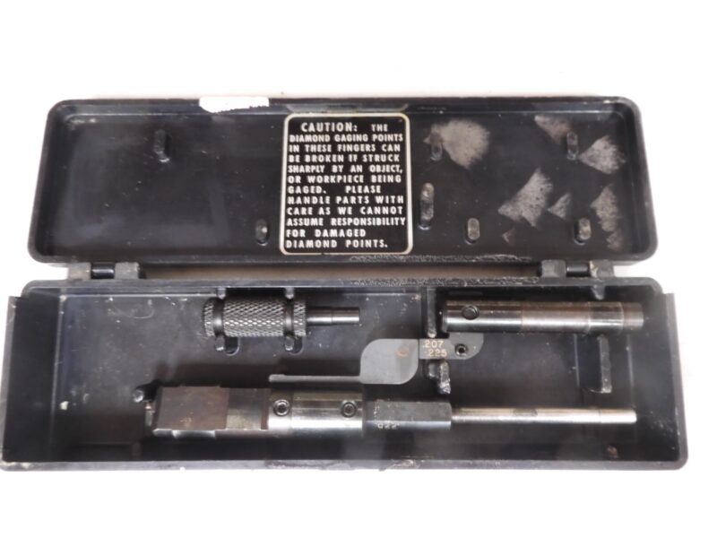 Sunnen - model PG-1207 - Bore Gage Finger Unit - .207”-.225” w/ case - QB51