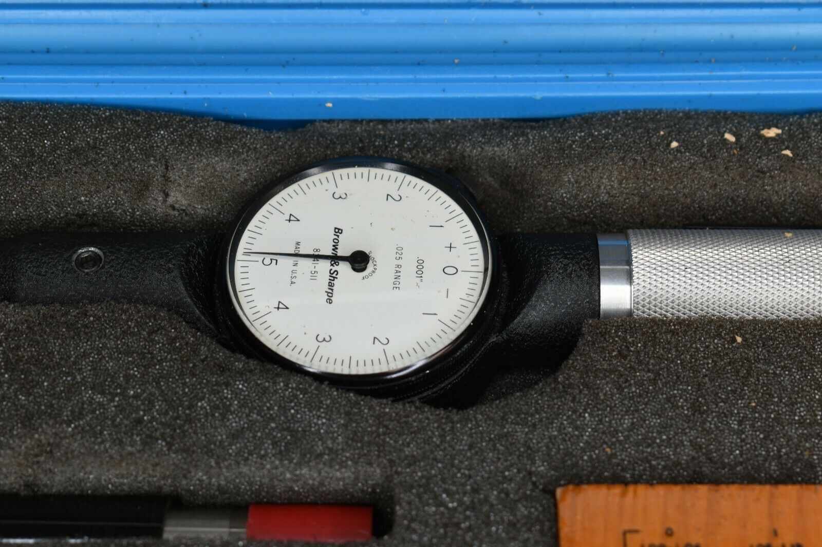 Brown & Sharpe Standard Dial Bore Gage No. 25 heads 1.08.0"/.0001