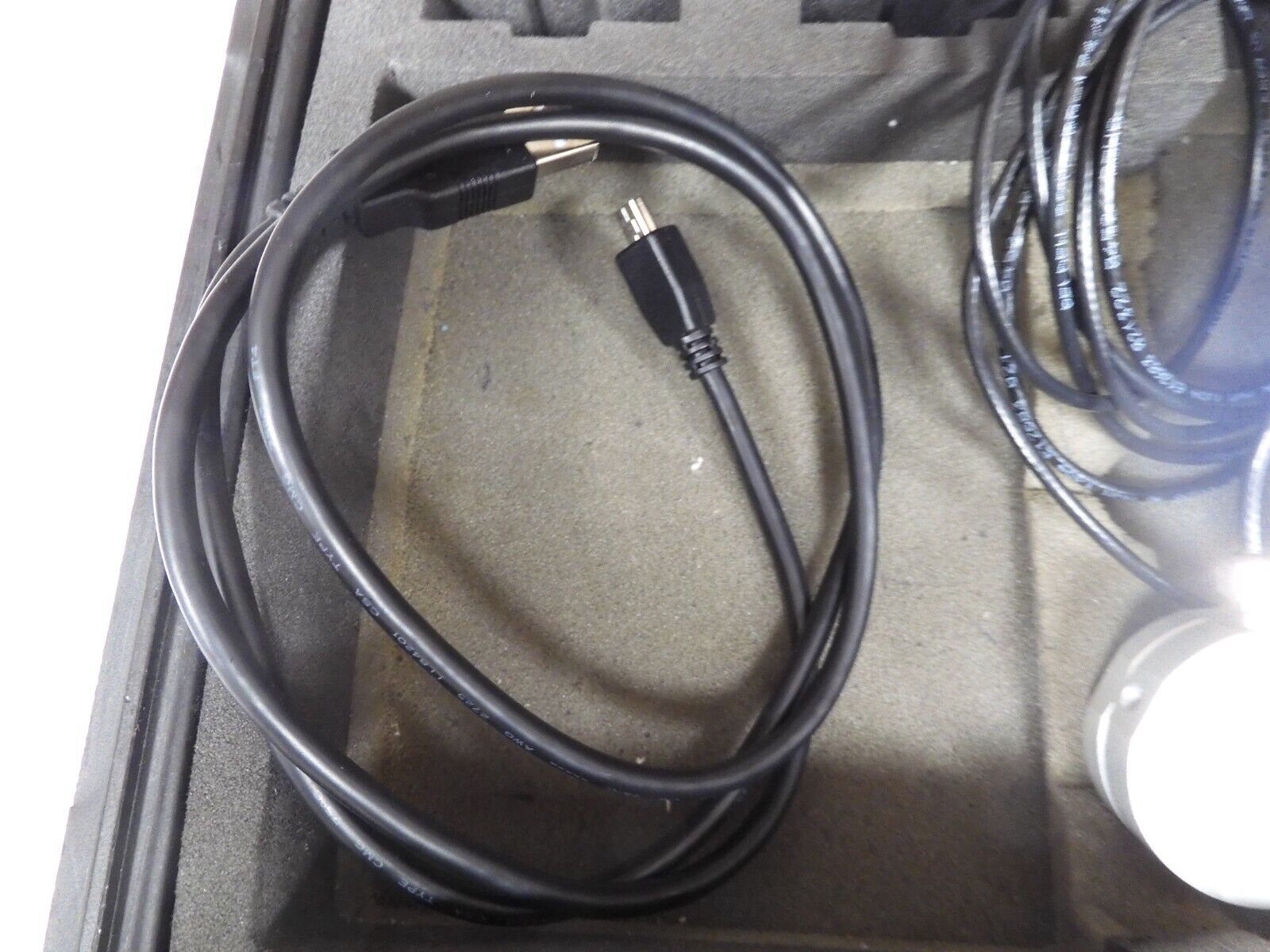 International Light - ILT-2400 Precision Optical Power Meter - with probe - PZ61 - Image 5