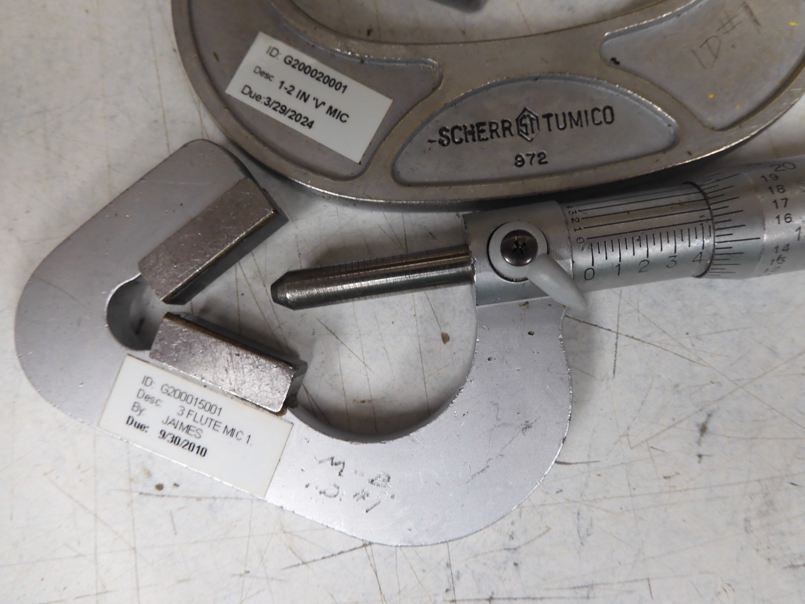 Lot of 2 - Mitutoyo & Scherr Tumico V-Anvil Micrometers - QB15 - Image 4