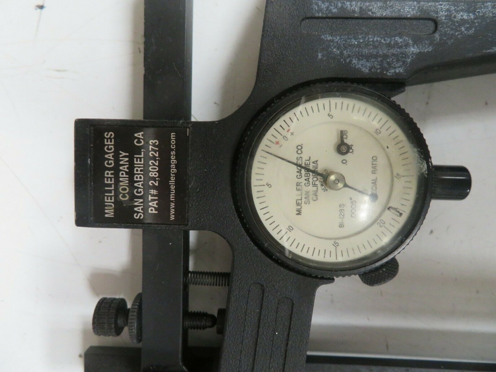 Mueller Gage model 1915 1.030 7.125"/.0005" Groove Diameter Gage