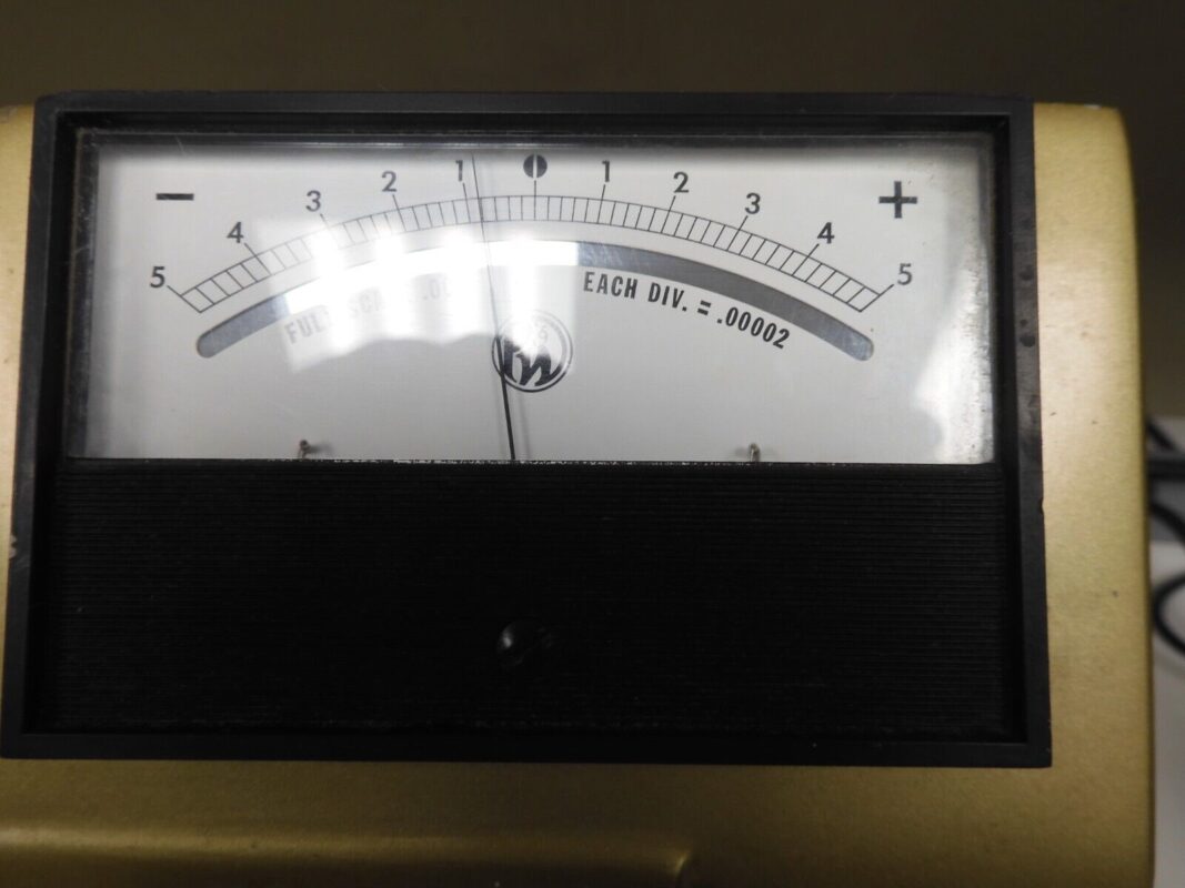 Pratt & Whitney Model B External Supermicrometer Measuring Machine