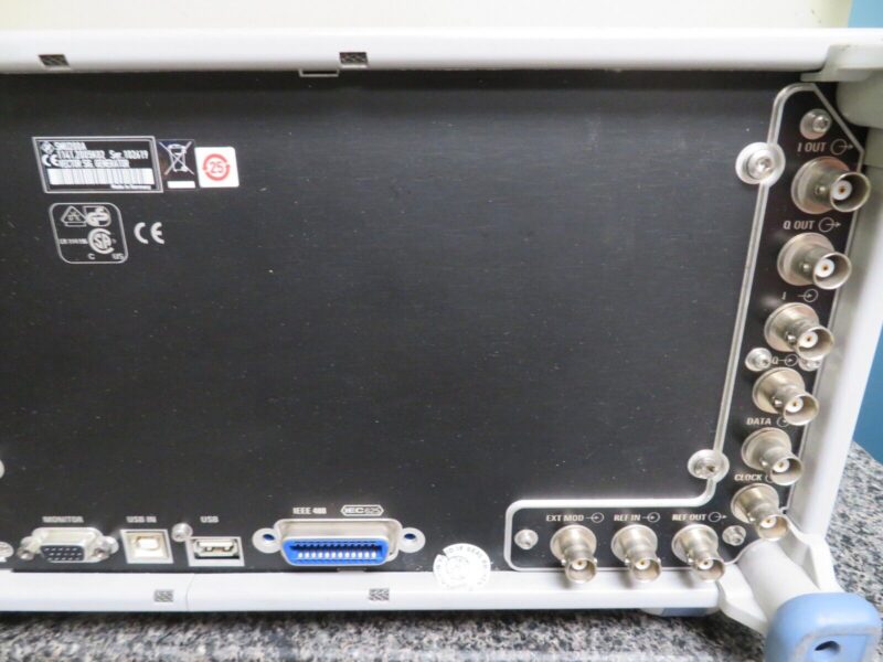 R&S SMU200A : Vector Signal Generator 100kHz - 3GHz PO73 - Image 11