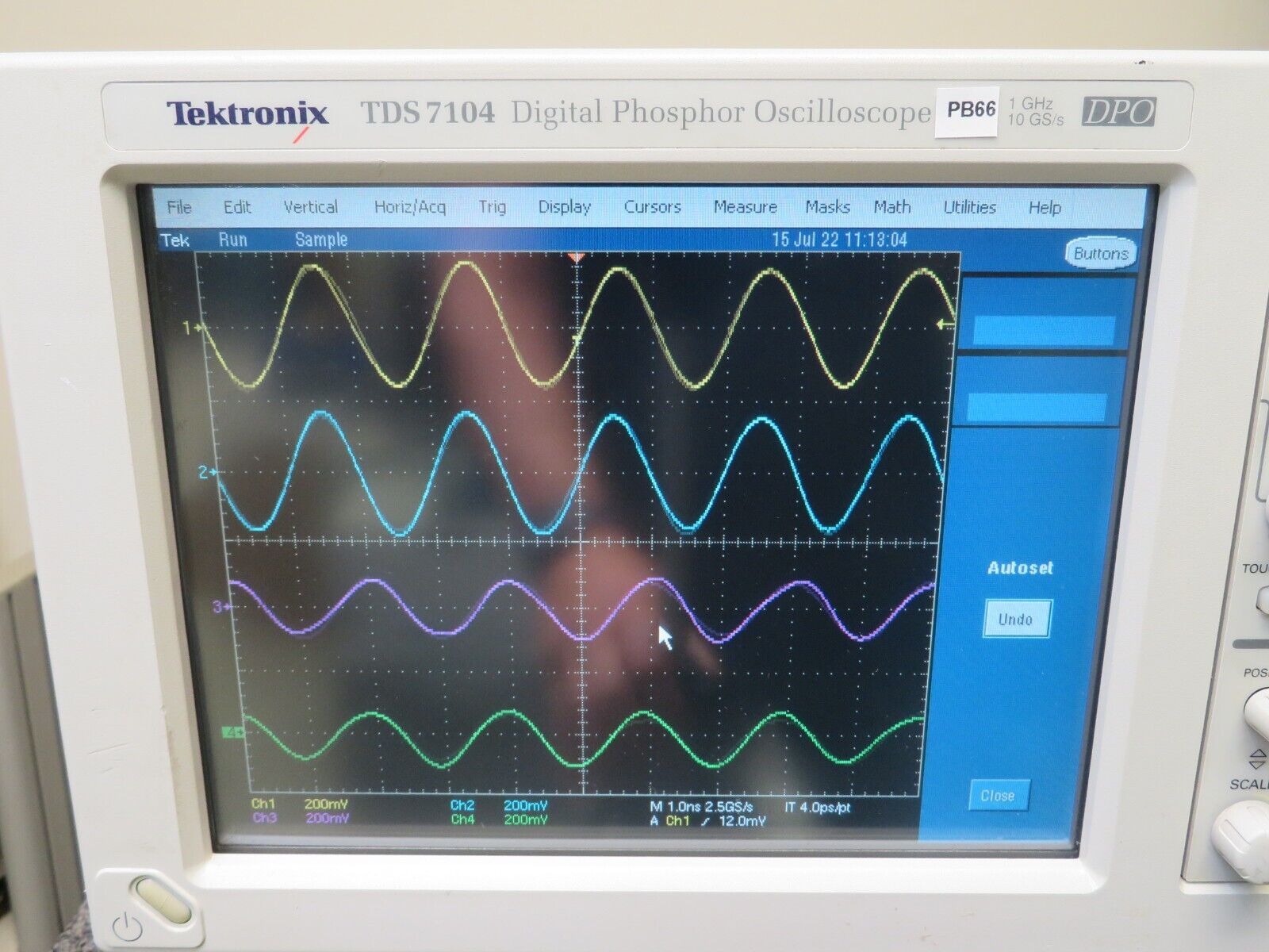 Tektronix TDS7104 4 ch 1.0GHz Digital Phosphorus Oscilloscope 10Gs/s Opts!  PB66