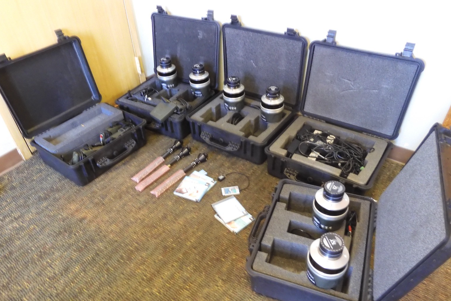 Trimble - Arcsecond Vulcan Spatial Measurement System Metrology GPS in cases