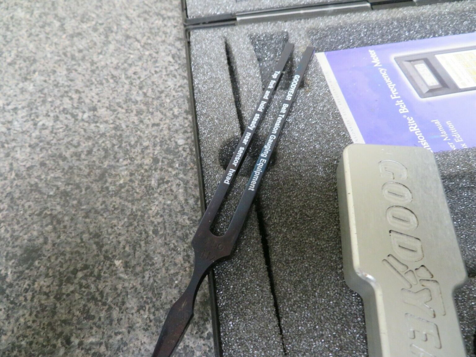 Continental Goodyear Tensionrite Belt Frequency Meter FREQUENCY METER