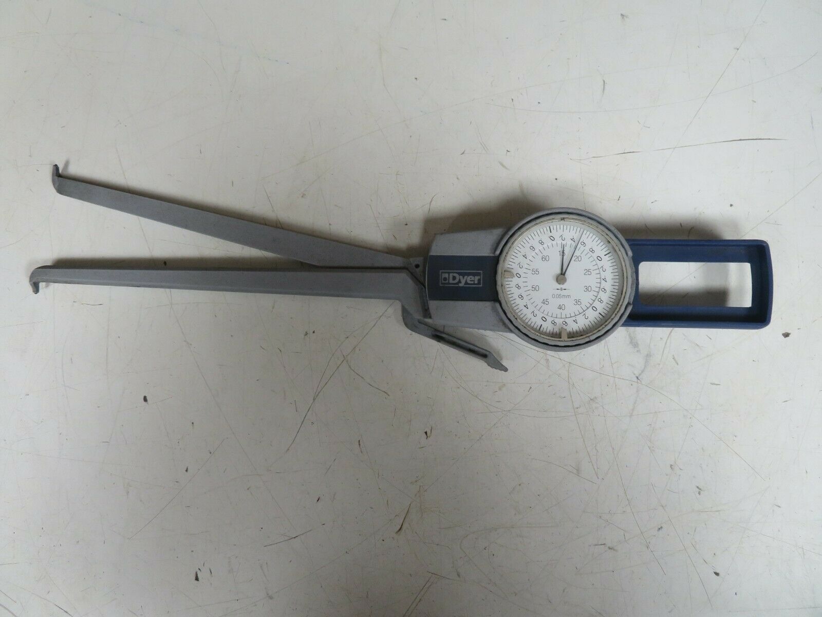 Dyer Model 101207 1565MM/.05mm Internal Caliper Gage OQ10
