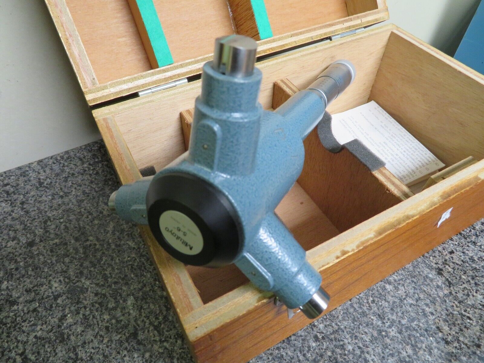 MITUTOYO 368 Holtest 3 point Bore Inside Micrometer 5-6″ Range 0.0002″ PV16 - Image 5