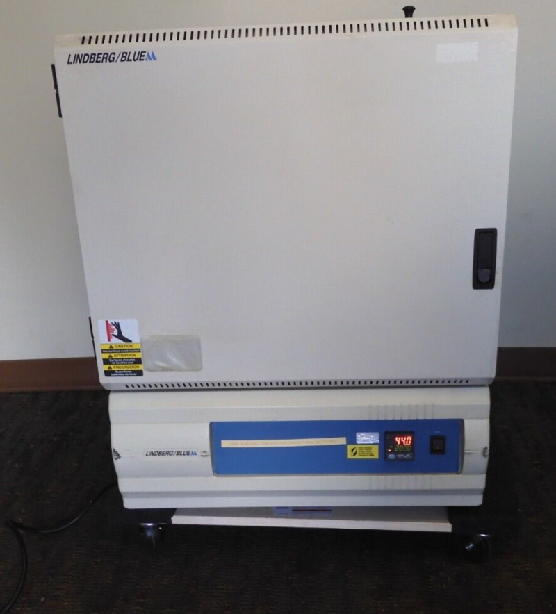 Thermo/Lindberg/Blue M - Laboratory Oven - MO1420A-1 - 40-300°C - PT5 - Image 3